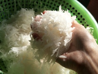 4、潮汕+广章,用手拌匀