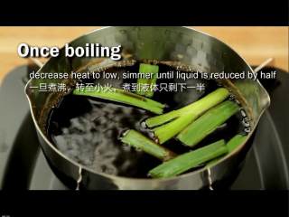 6、日式照烧鸡肉串,煮沸转小火