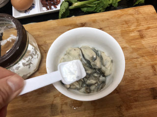 8、牡蛎豆腐汤,半汤匙生粉