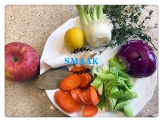 1、感恩节食谱-烤鸡（家庭版）,原材料