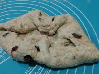 16、全麦核桃包～软欧包,另一边，包发一样，