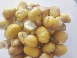 10、桃山皮板栗月饼,轻轻松松把皮儿剥