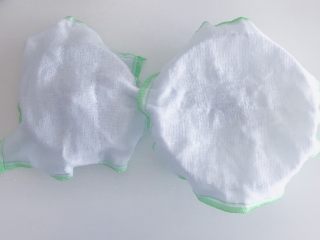 16、桃山皮板栗月饼,均盖上一层湿布冷却备用