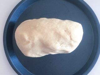 19、桃山皮板栗月饼,揉成面团光滑的面团