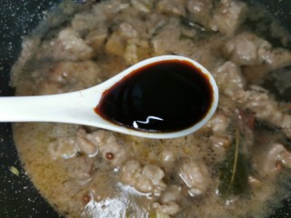 10、啤酒炖牛肉,加一勺蚝油