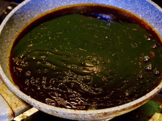 12、意大利黑醋辣鸡腿,搅拌均匀