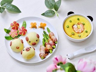 21、小猪卡通月饼,来张全家福吧~~