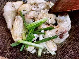 14、鸡肉炖土豆,下葱蒜