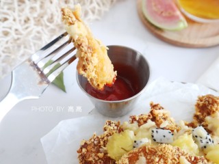 8、水果鸡肉披萨,配上点番茄酱也不错哦~