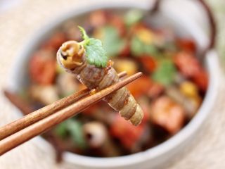 15、麻辣田螺,好吃到舔盘，下饭又下酒，配着小啤酒简直太爽了，炒了2斤没够吃的，下次要多买一些。