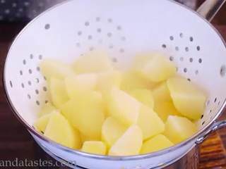 8、牧羊人派,土豆盛出沥干