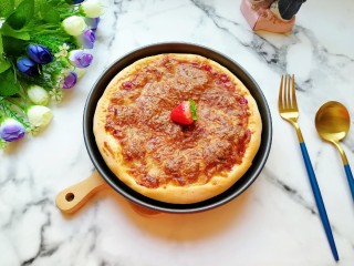 15、紫薯披萨,紫薯果酱披萨出炉。