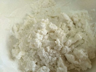 3、汤圆水果玉米羹,和成图片状