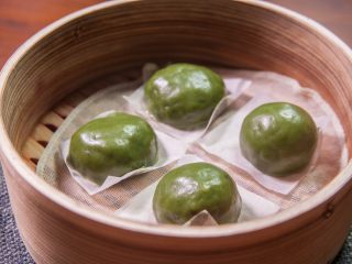 8、清明糍粑,上锅蒸20分钟就行啦。