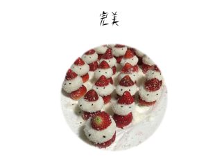 9、圣诞草莓人超级简单做法,这么简单又有创意的甜点你get到没？