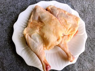 1、家常盐水鸭,鸭腿