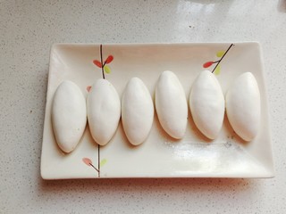 9、红糖炒汤圆,依次做好所有生胚；