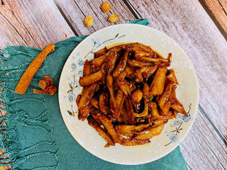 16、卤鸡翅尖,卤鸡翅尖，成品图