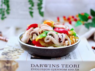 15、桃花蛸爆莴苣,鲜香味浓郁的桃花蛸爆莴苣出锅咯。