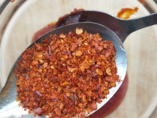 9、入口即化的韩式辣鸡爪,辣椒面一勺。