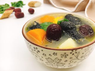 21、乌鸡汤,成品图