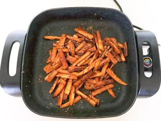 16、孜然杏鲍菇,翻炒均匀即可