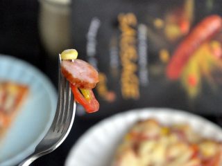 22、香肠吐司披萨,我选择的纯肉儿童肠,小朋友也可以放心食用。