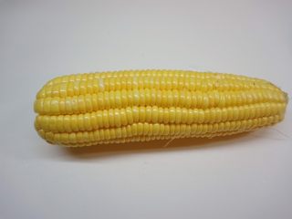 8、豆泥丸,鲜玉米一根