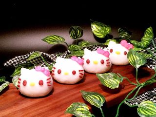 13、Kitty 冰皮月饼,成品图