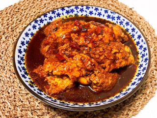 25、红烧鲫鱼籽,红烧鲫鱼籽可以吃了~