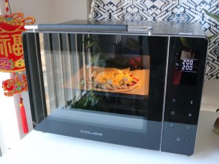 13、蓝莓酱薄底披萨|在家自己做胜过必胜客,200度烤15分钟;