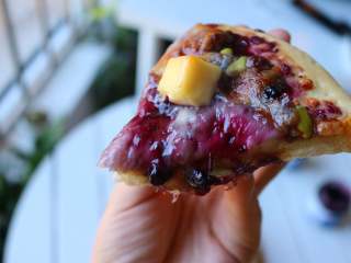 18、蓝莓酱薄底披萨|在家自己做胜过必胜客,成品