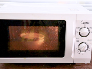 12、瑶柱鸡蛋羹,微波炉高火三分钟