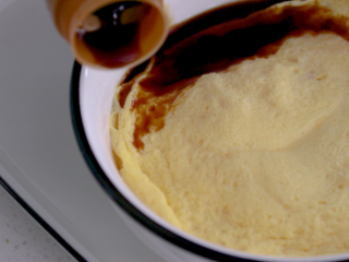 13、瑶柱鸡蛋羹,淋上一勺蒸鱼豉油