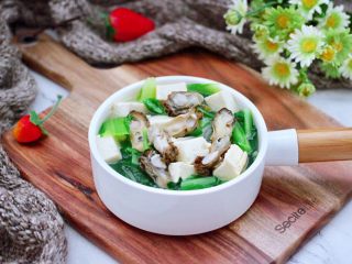 18、海蛎子豆腐青菜汤,成品一