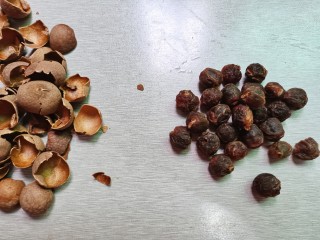 3、桂圆鸡蛋汤,桂圆去壳，留肉