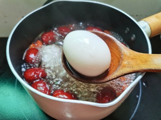 10、桂圆鸡蛋汤,鸡蛋，煮至一会儿