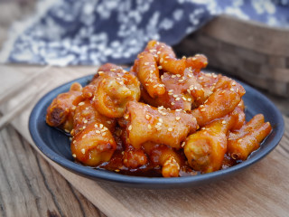 17、韩式辣炒鸡爪，百搭小食,成品图~