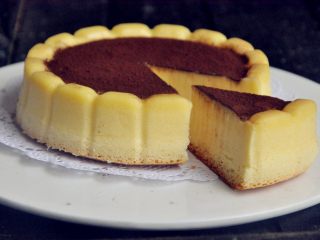 15、轻芝士蛋糕,入口即化,甜中带有一丝苦,苦中又有甜。