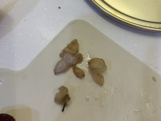 12、韩式泡菜豆腐汤,捞出来扔掉