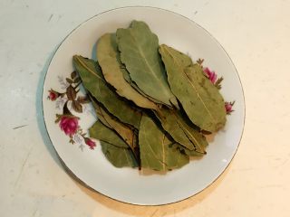 5、红烧羊肉,香叶