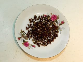 6、红烧羊肉,花椒粒