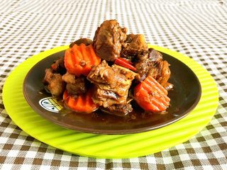 22、红烧羊肉,红烧烧羊肉,羊肉酥烂,口味鲜浓,暖胃补虚,祛风除寒,非常适合秋冬季食用~