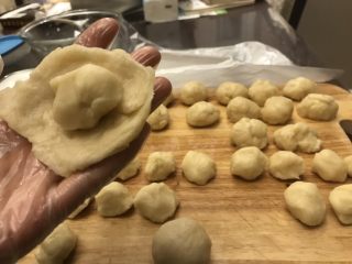 6、肉松饼&绿豆酥（植物油版）,水油皮包住油酥