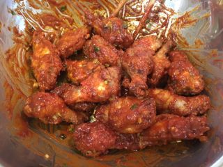 26、韩式炸鸡,混合均匀就好啦！