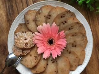 14、【红糖糯米藕】这样的端午有点甜,摆盘就可以食用啦