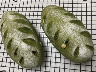 18、抹茶干果软欧,美美哒