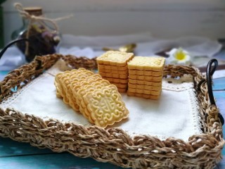 14、玉米油版酥性饼干,成品图！