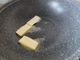 7、黑胡椒意大利面,热锅融化黄油