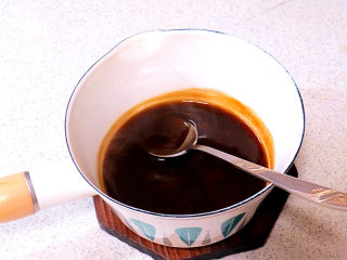 2、萌系汪汪。【豆香柴犬汤圆】,小火煮至汤汁浓稠即可